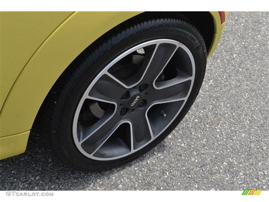 2010 Cooper S Convertible - Interchange Yellow / Interchange Yellow Cloth/Leather photo #3