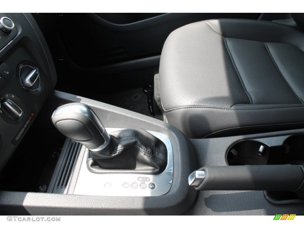 2014 Jetta SE Sedan - Platinum Gray Metallic / Titan Black photo #13