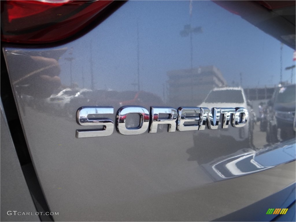 2015 Sorento LX - Gray / Black photo #7