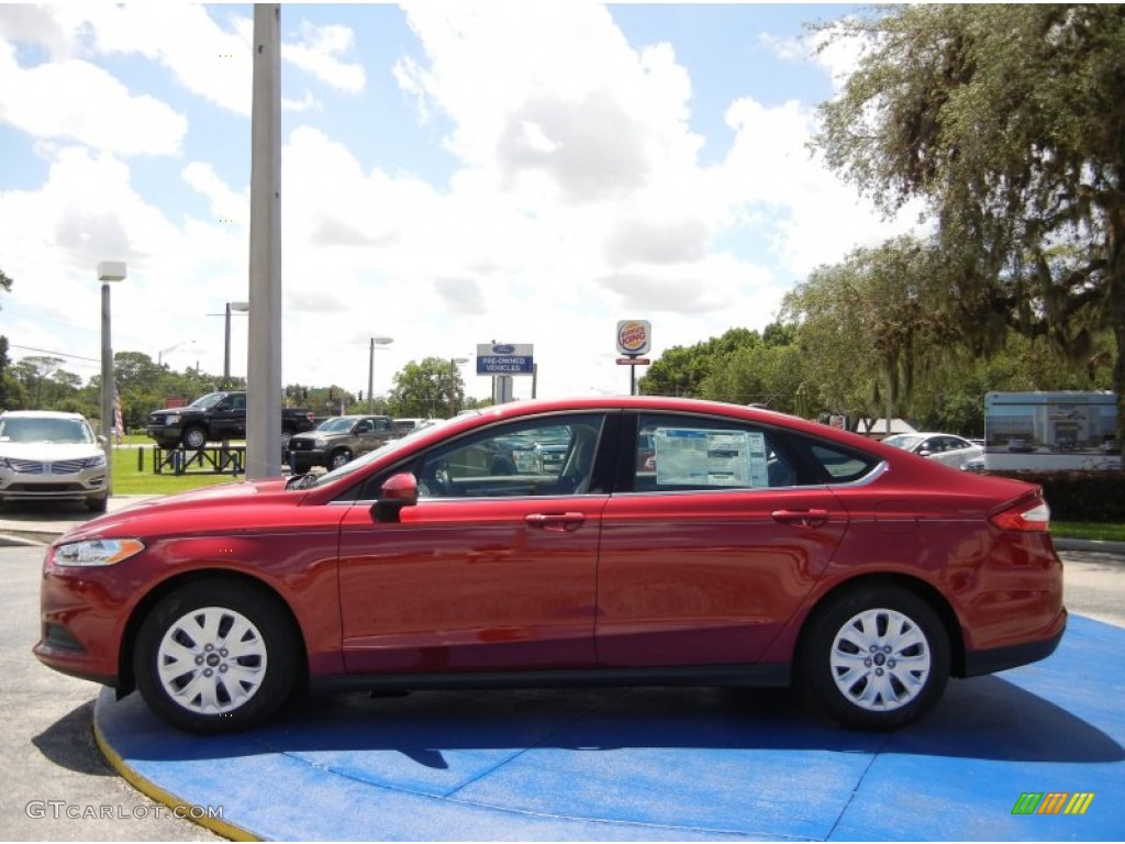 2014 Fusion S - Ruby Red / Earth Gray photo #2