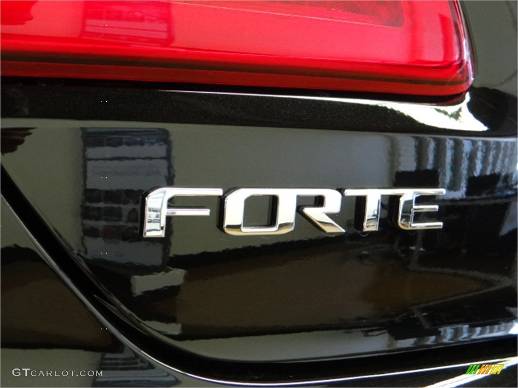 2015 Kia Forte Koup SX Marks and Logos Photos