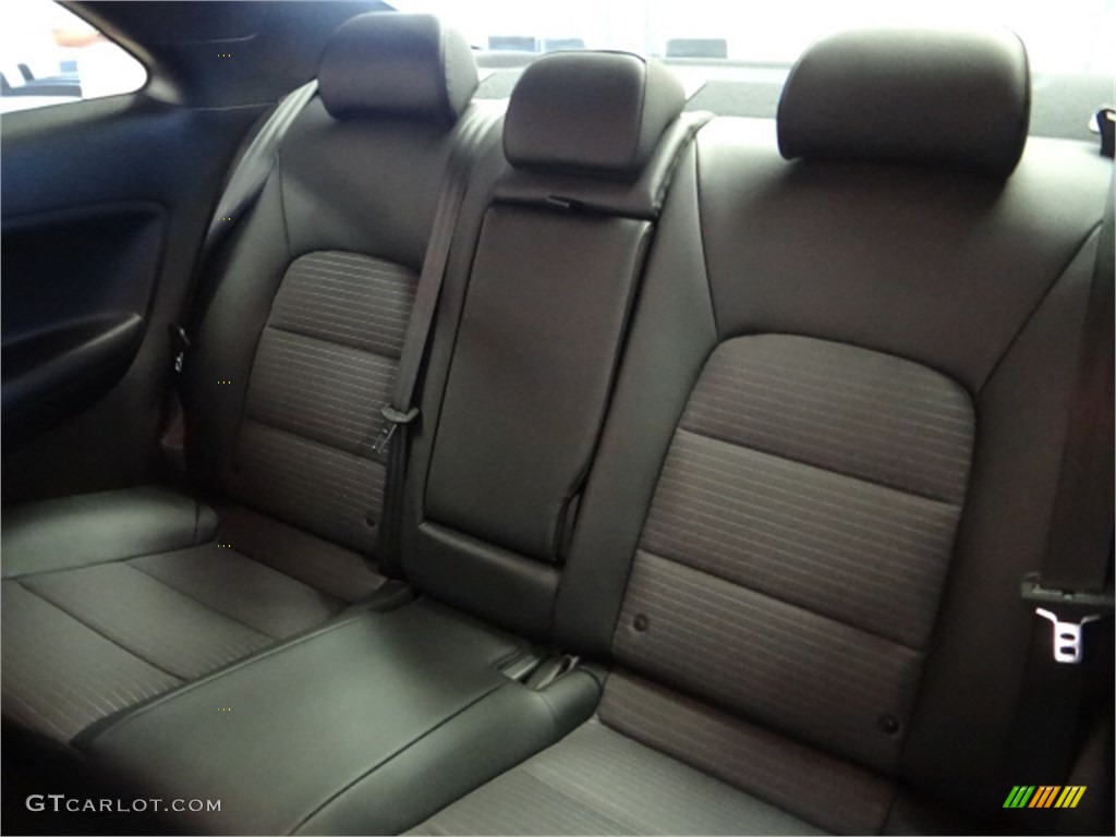 2015 Kia Forte Koup SX Rear Seat Photo #95770389