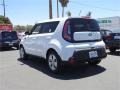 2014 Clear White Kia Soul 1.6  photo #4