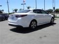 Snow White Pearl - Optima Hybrid LX Photo No. 3