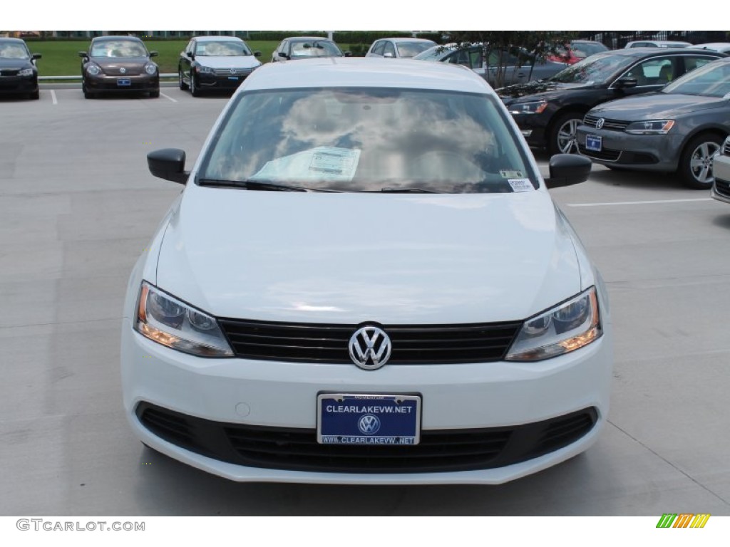 2014 Jetta S Sedan - Pure White / Titan Black photo #2