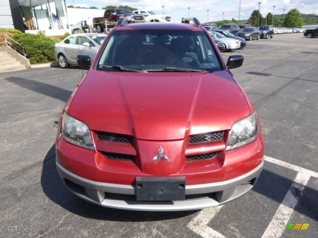 2003 Outlander LS 4WD - Phoenix Red / Charcoal photo #2