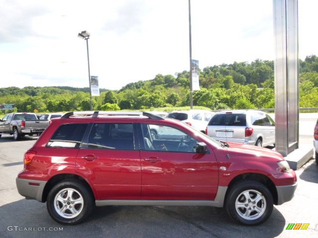 2003 Outlander LS 4WD - Phoenix Red / Charcoal photo #4