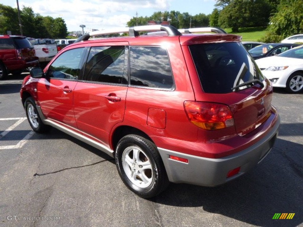 2003 Outlander LS 4WD - Phoenix Red / Charcoal photo #7