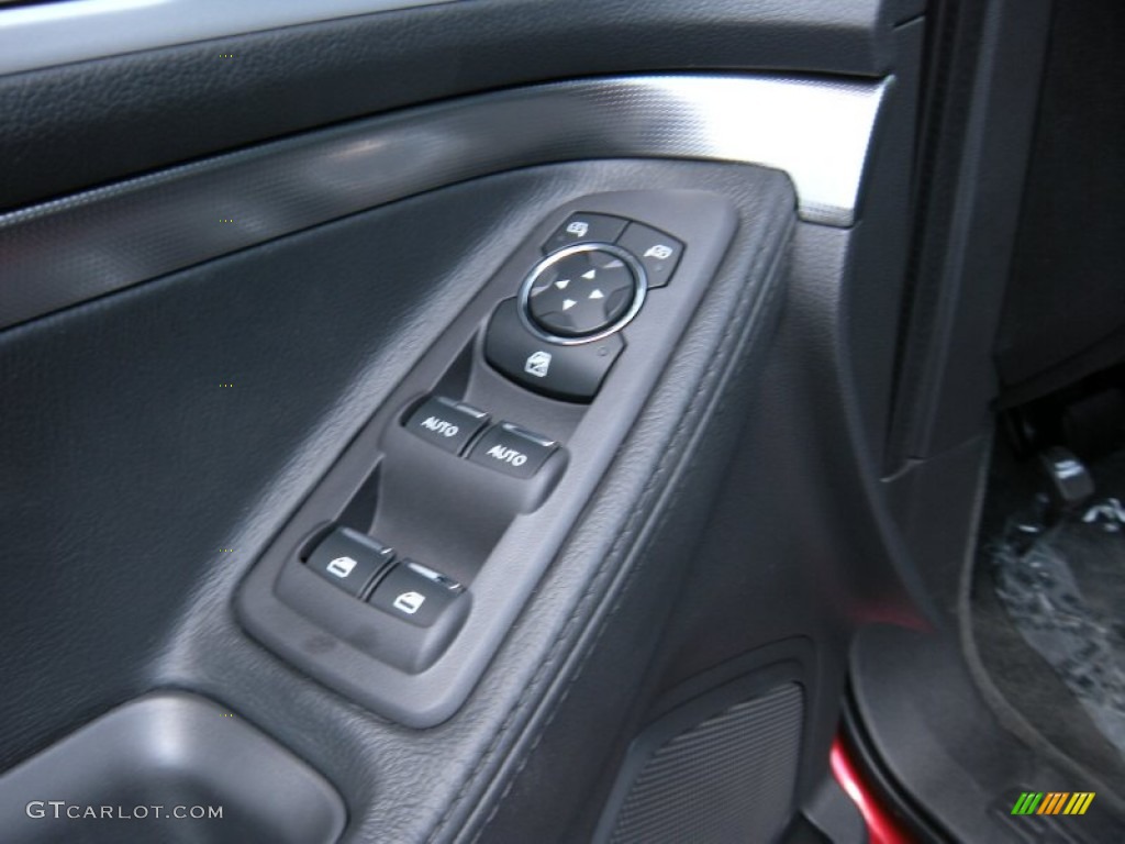 2015 Explorer XLT - Ruby Red / Charcoal Black photo #24