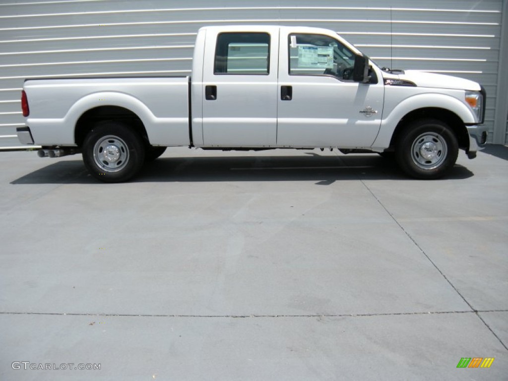 Oxford White 2015 Ford F250 Super Duty XL Crew Cab Exterior Photo #95777286