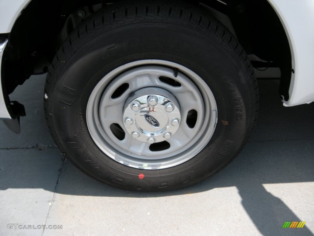 2015 Ford F250 Super Duty XL Crew Cab Wheel Photos
