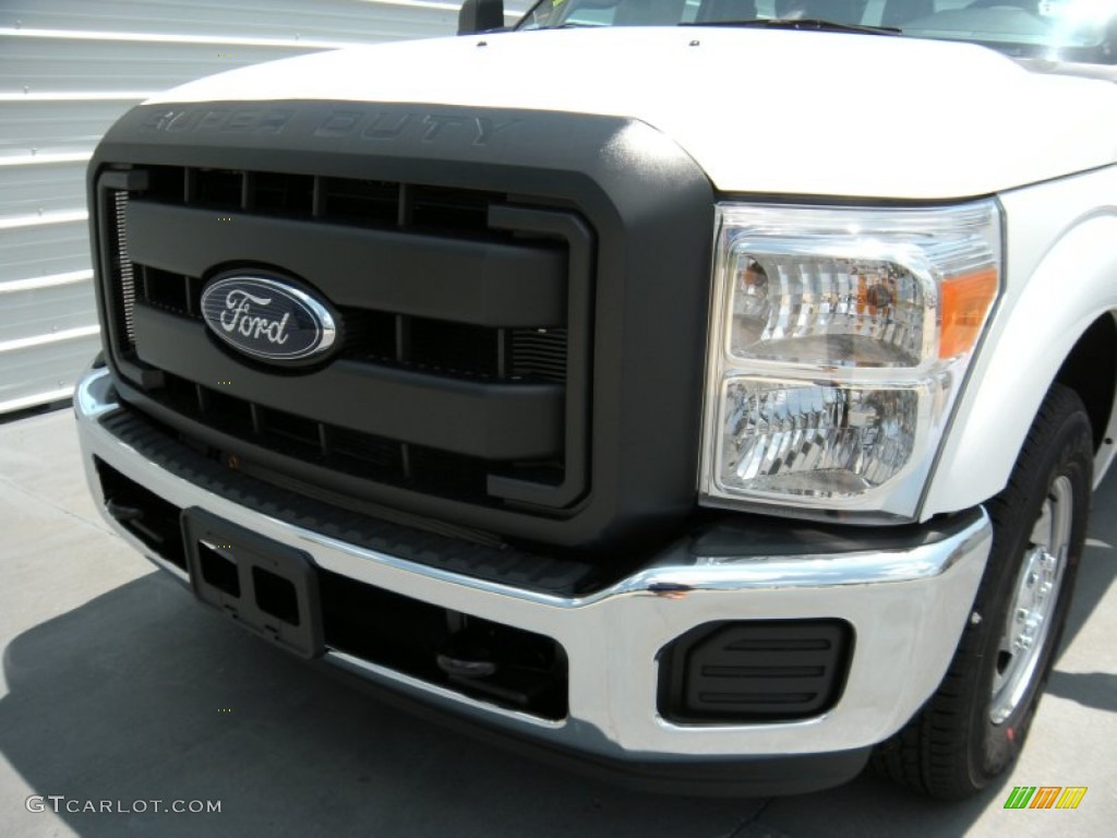 2015 F250 Super Duty XL Super Cab - Oxford White / Steel photo #10