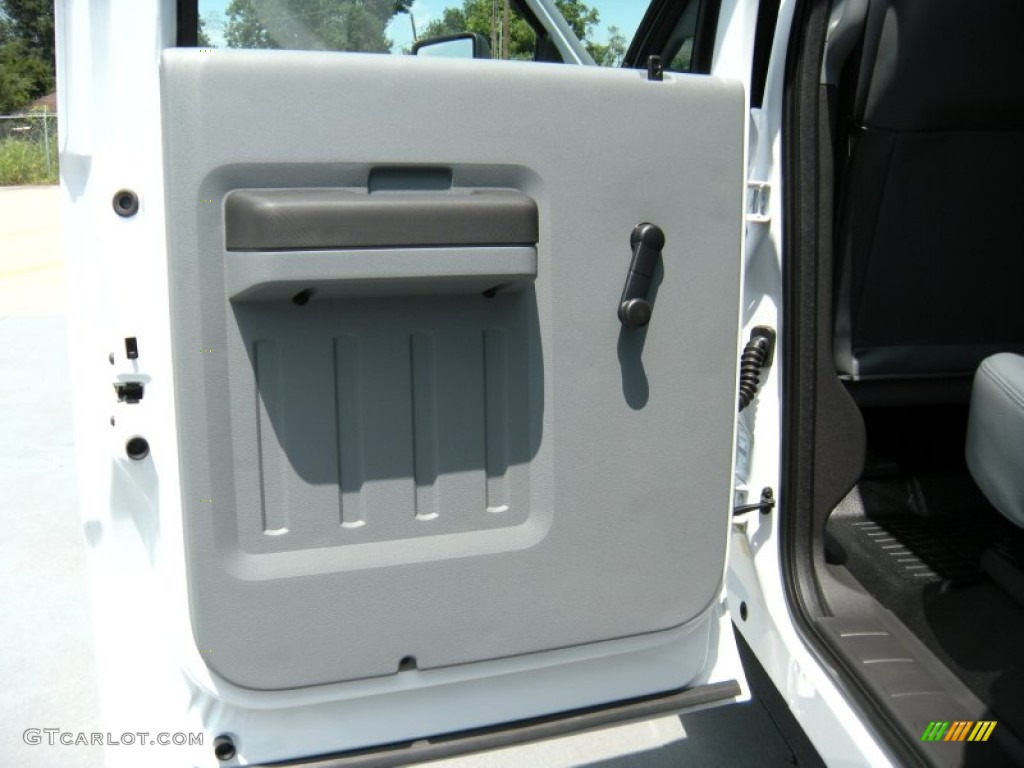 2015 F250 Super Duty XL Super Cab - Oxford White / Steel photo #20