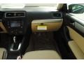 Black - Jetta SE Sedan Photo No. 12