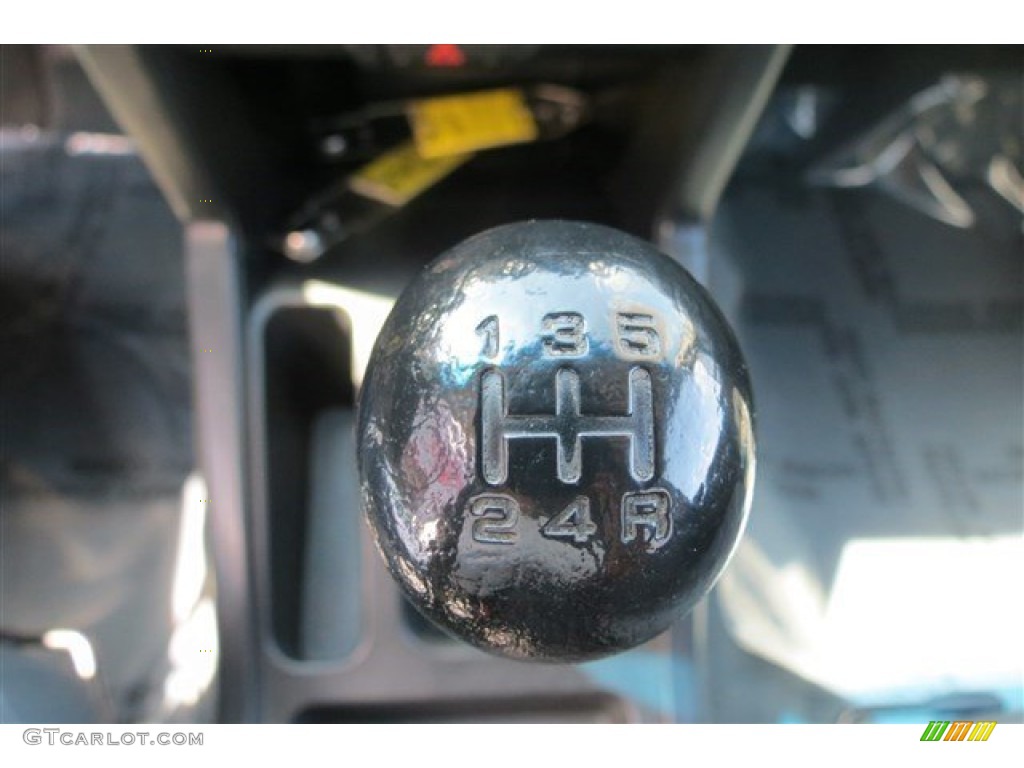 2003 Xterra XE V6 - Molten Lava Metallic / Sage photo #16
