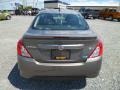 Titanium - Versa 1.6 SV Sedan Photo No. 6