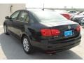 Black - Jetta SE Sedan Photo No. 4