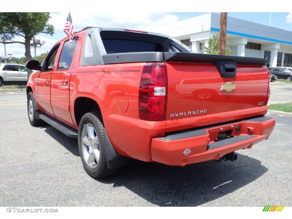 2011 Avalanche LT 4x4 - Inferno Orange Metallic / Ebony photo #7