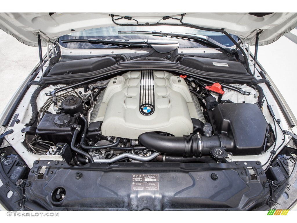 2005 BMW 5 Series 545i Sedan Engine Photos