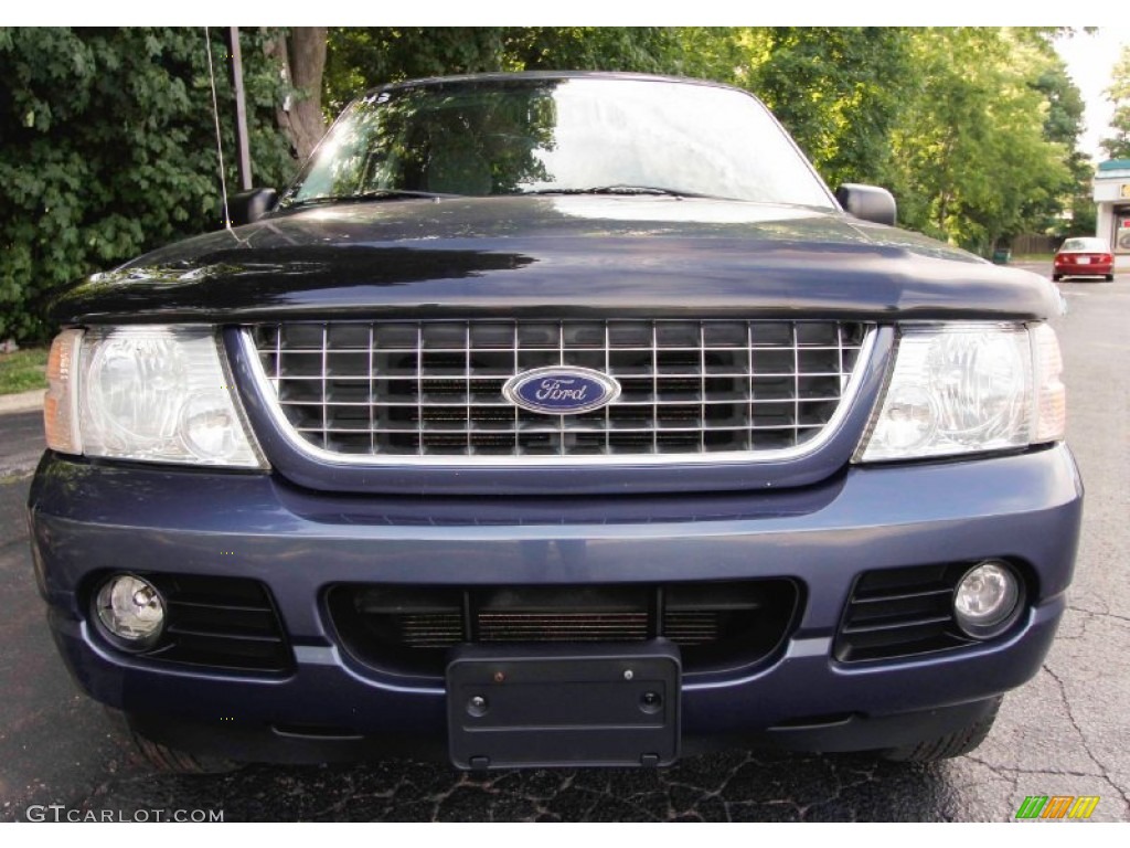 2004 Explorer XLT 4x4 - Medium Wedgewood Blue Metallic / Graphite photo #2