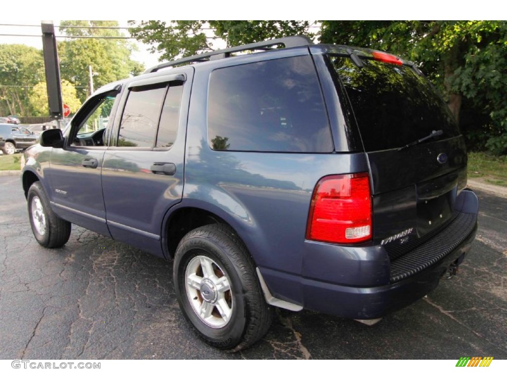 2004 Explorer XLT 4x4 - Medium Wedgewood Blue Metallic / Graphite photo #3