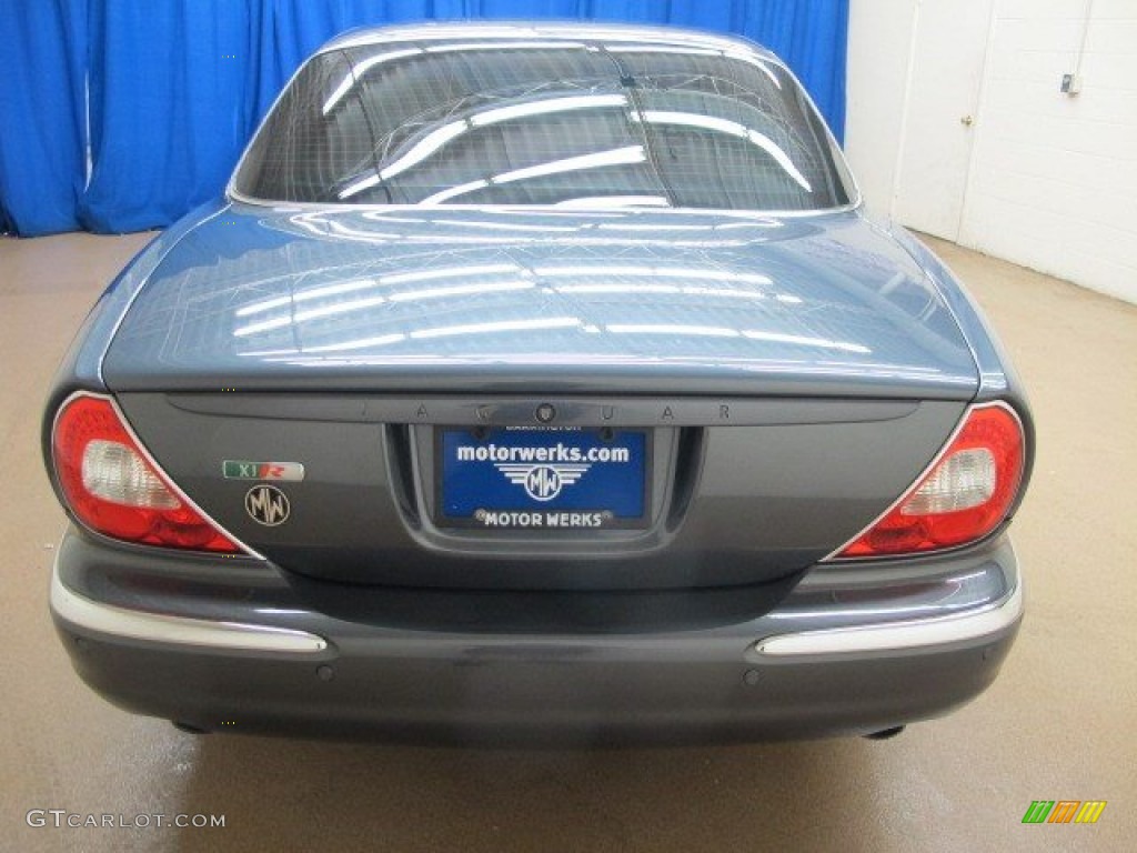 2004 XJ XJR - Dark Blue Grey Pearl Metallic / Charcoal photo #7