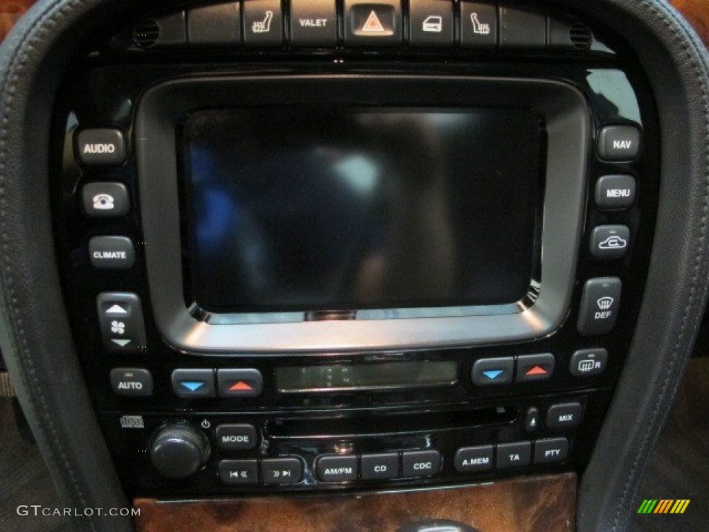 2004 Jaguar XJ XJR Controls Photo #95798958