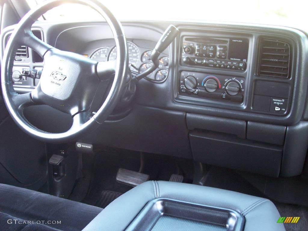 2002 Silverado 1500 LS Extended Cab 4x4 - Onyx Black / Graphite Gray photo #12