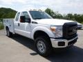 Oxford White - F350 Super Duty XL Super Cab 4x4 Utility Photo No. 2
