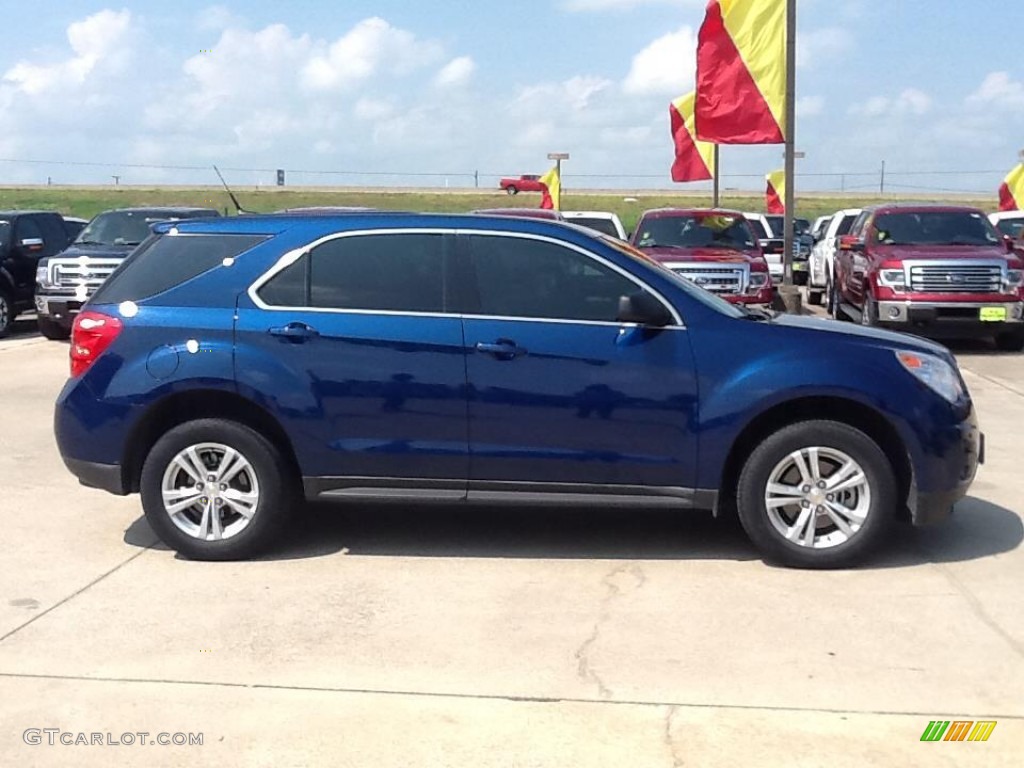 2010 Equinox LS - Navy Blue Metallic / Jet Black/Light Titanium photo #4