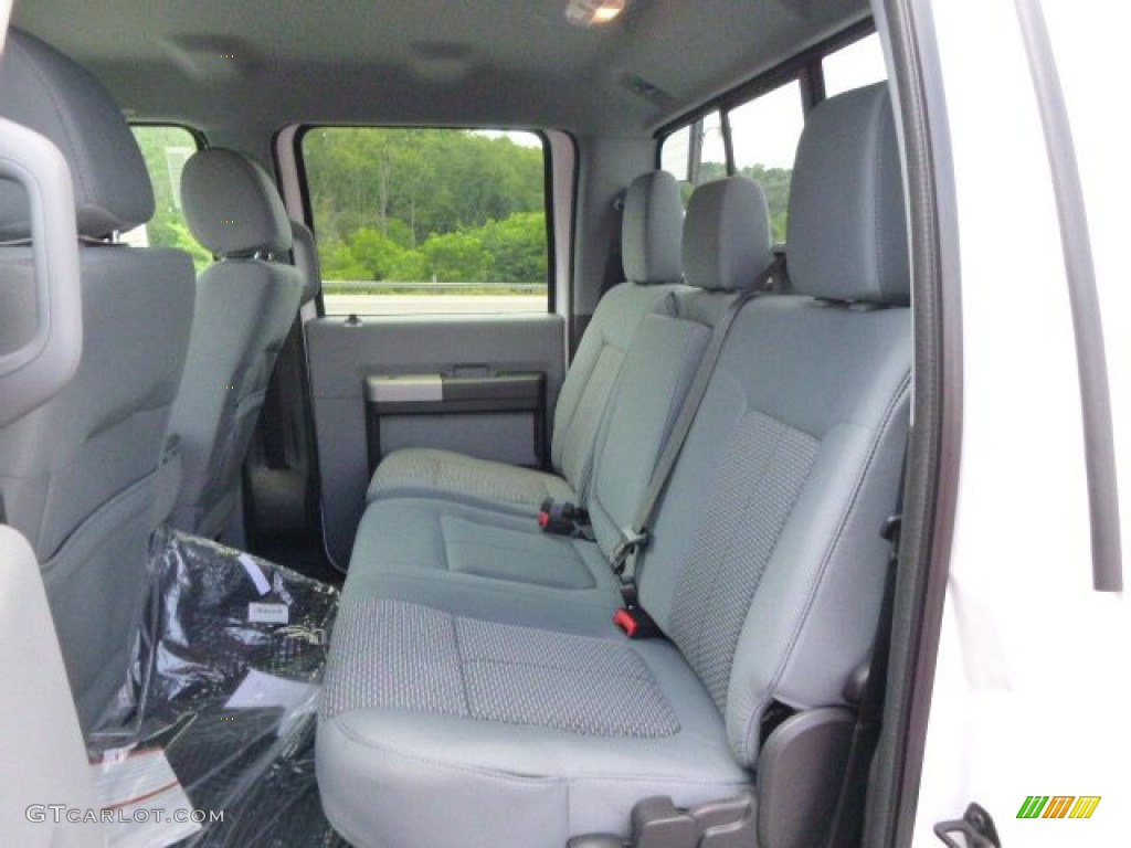 2015 F250 Super Duty XLT Crew Cab 4x4 - Oxford White / Steel photo #11