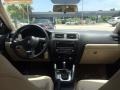 Black - Jetta SE Sedan Photo No. 12