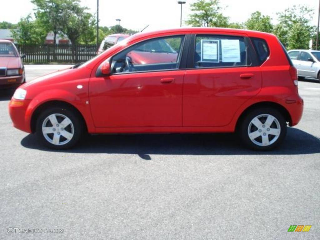 2007 Aveo 5 LS Hatchback - Victory Red / Charcoal Black photo #2