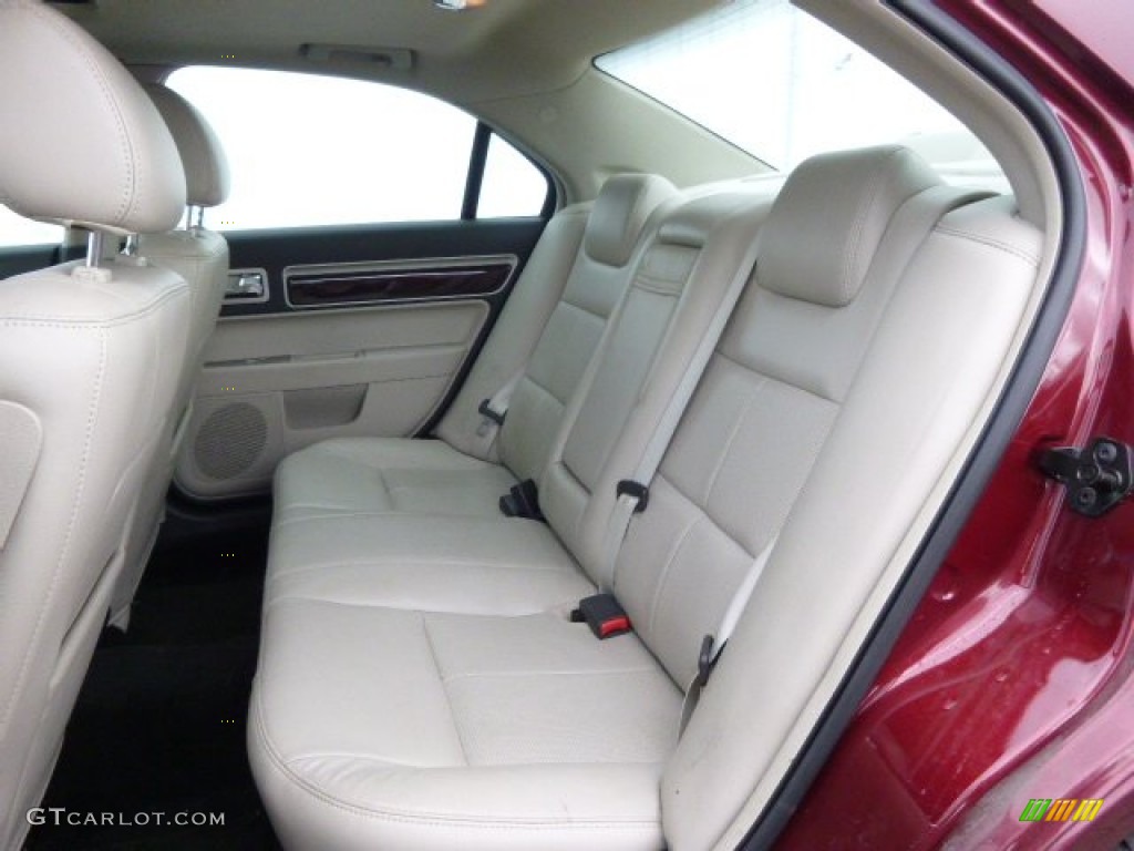 2007 MKZ AWD Sedan - Vivid Red Metallic / Light Stone photo #9