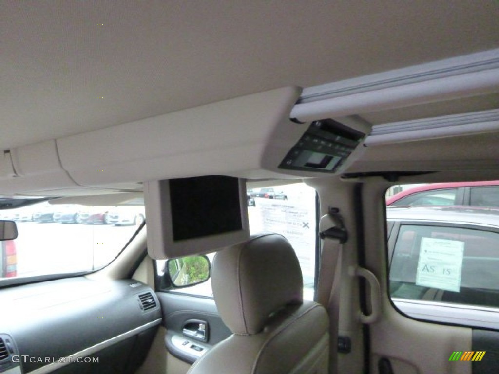 2005 Pontiac Montana SV6 FWD Entertainment System Photos