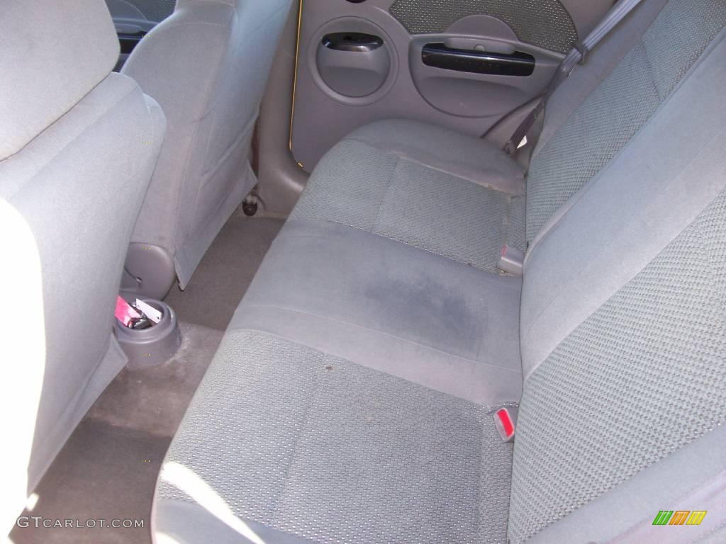 2004 Aveo LS Hatchback - Summer Yellow / Gray photo #3