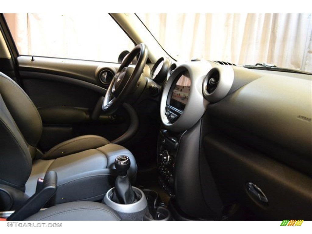 2011 Cooper S Countryman - Light Coffee / Carbon Black photo #12