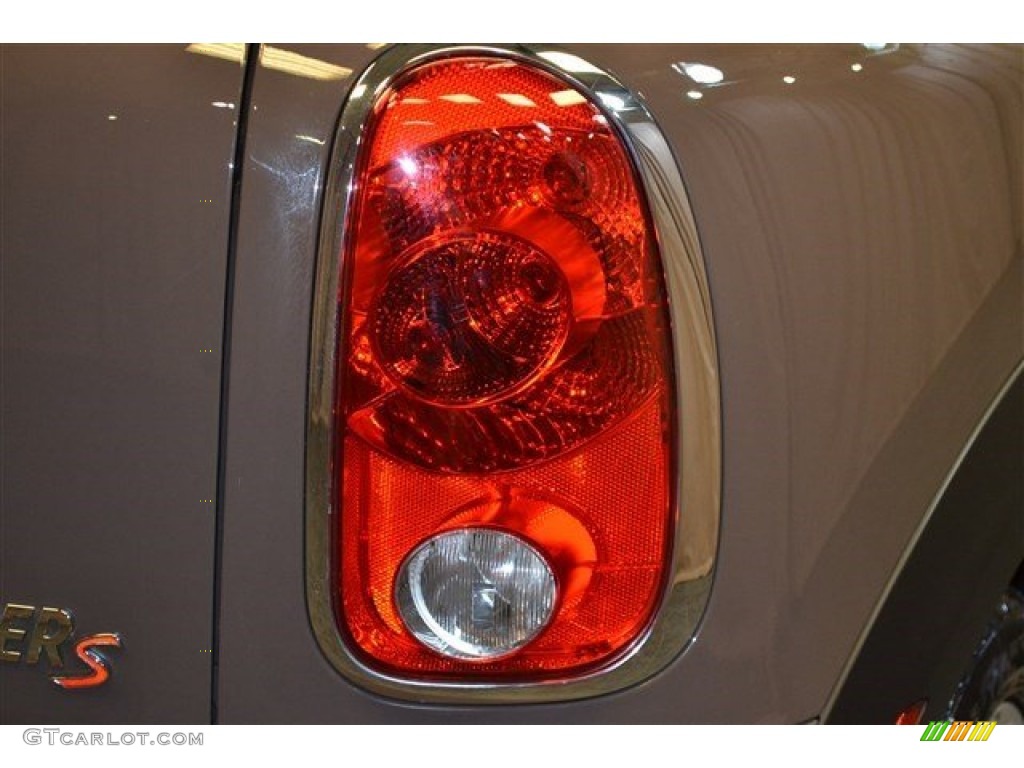 2011 Cooper S Countryman - Light Coffee / Carbon Black photo #17