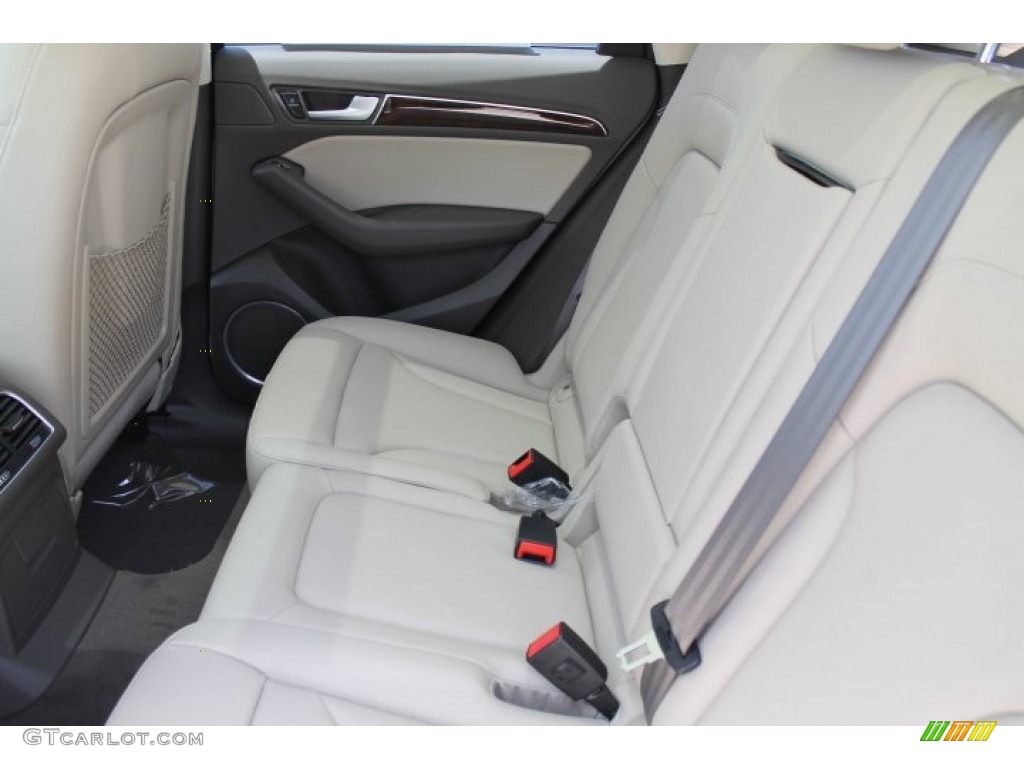 2015 Audi Q5 2.0 TFSI Premium Plus quattro Rear Seat Photo #95828027