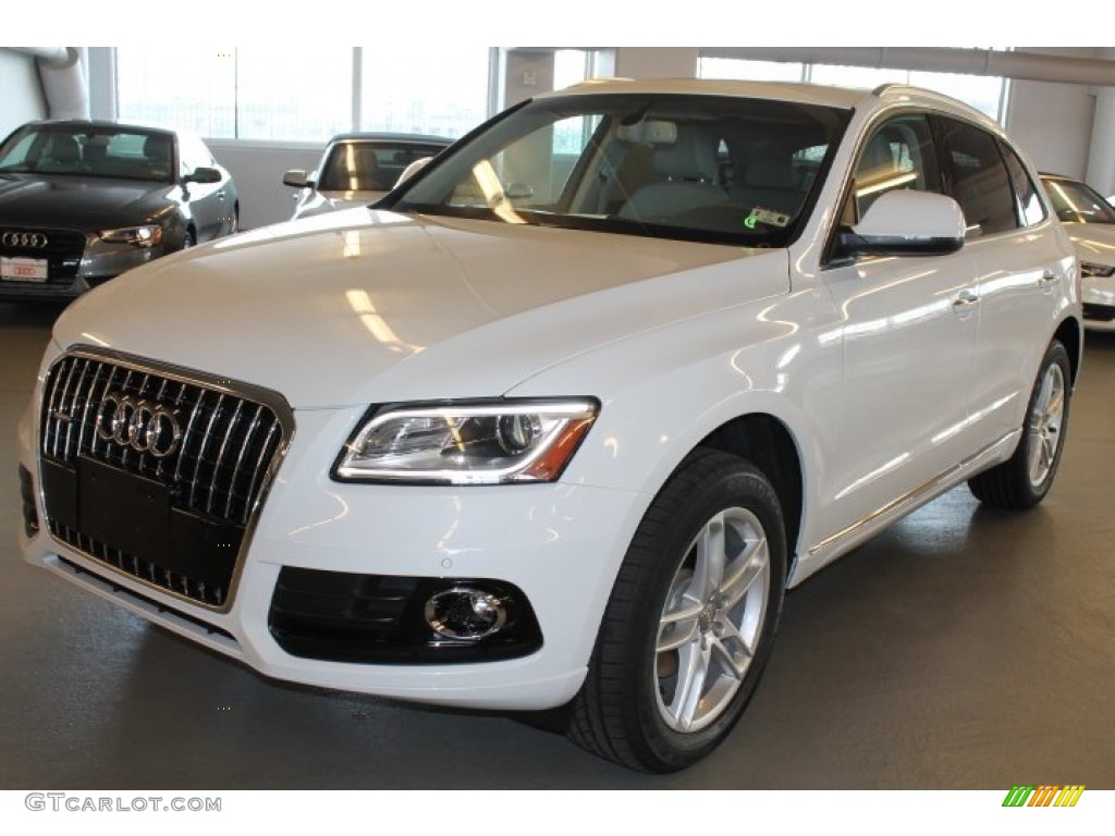 2015 Q5 2.0 TFSI Premium Plus quattro - Ibis White / Titanium Gray photo #3