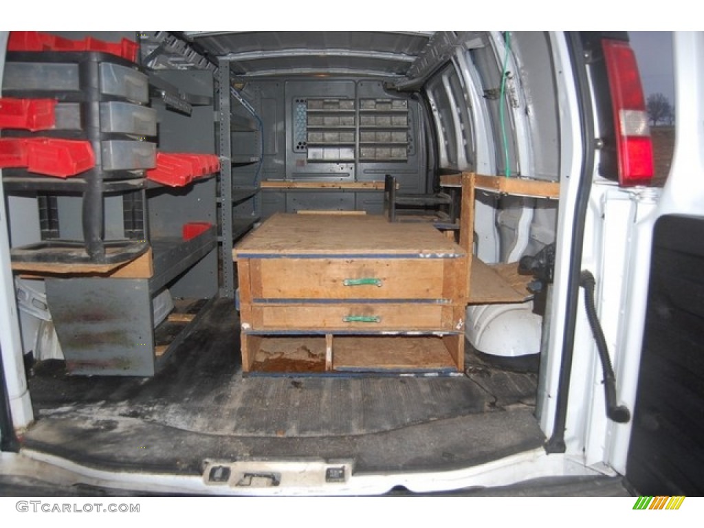 2010 Express 2500 Work Van - Summit White / Neutral photo #8