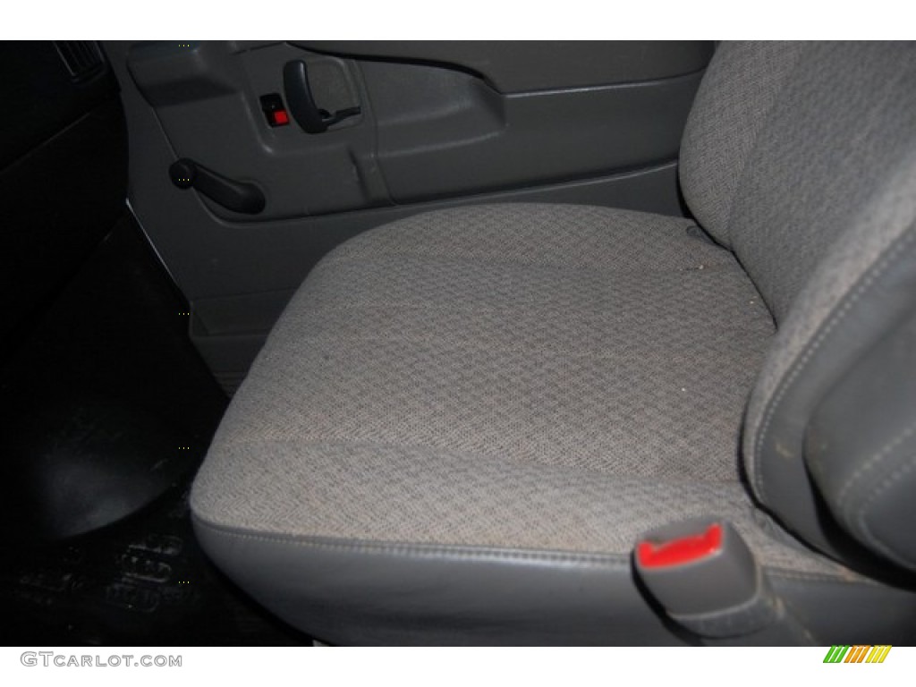 2010 Express 2500 Work Van - Summit White / Neutral photo #27