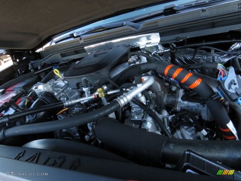2015 GMC Sierra 3500HD SLT Crew Cab 4x4 Dual Rear Wheel Engine Photos