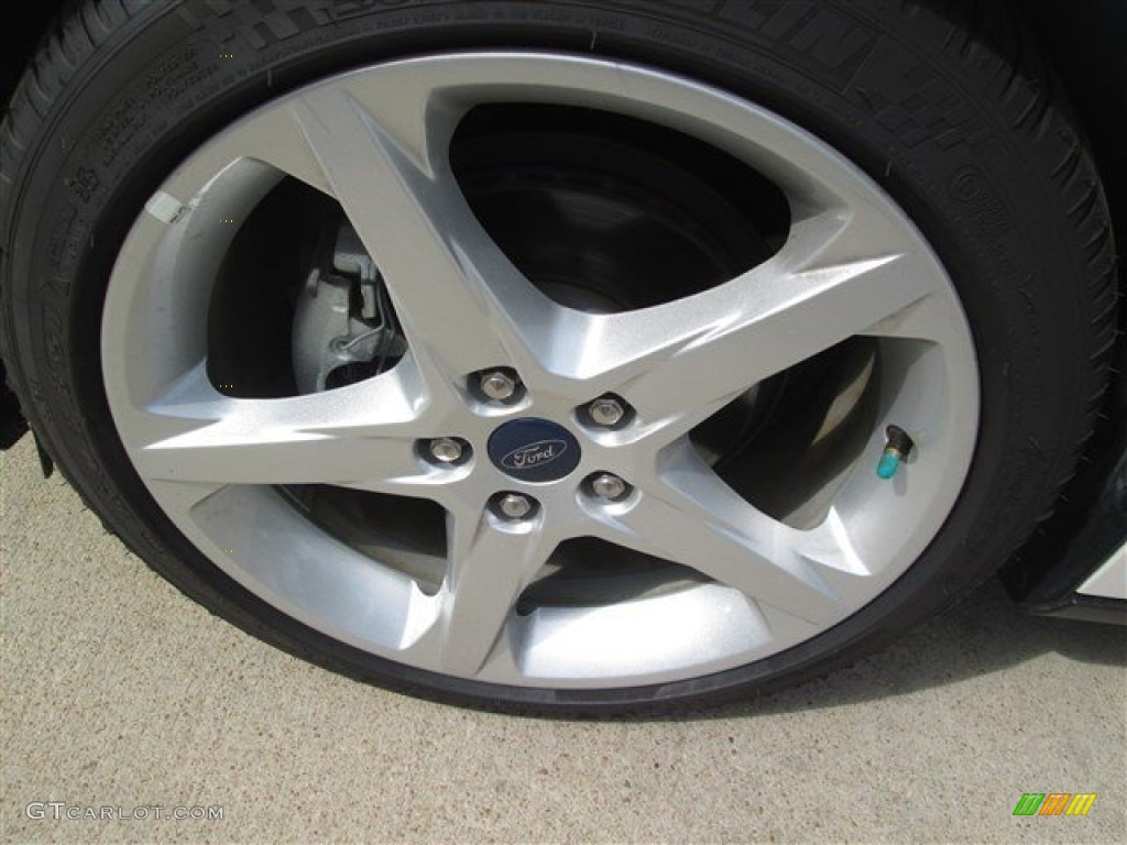 2014 Ford Focus Titanium Sedan Wheel Photo #95835346