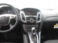 White Platinum - Focus Titanium Sedan Photo No. 8