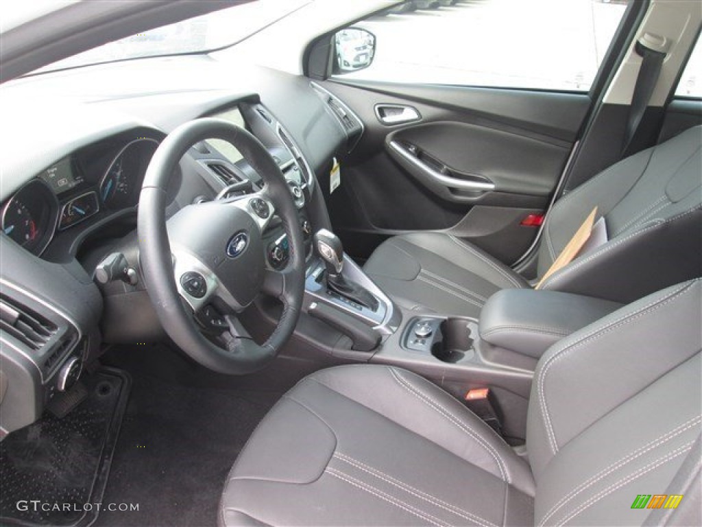 Charcoal Black Interior 2014 Ford Focus Titanium Sedan Photo #95835506