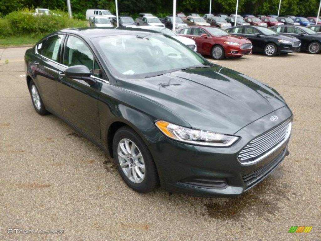 Guard Metallic 2015 Ford Fusion S Exterior Photo #95835709