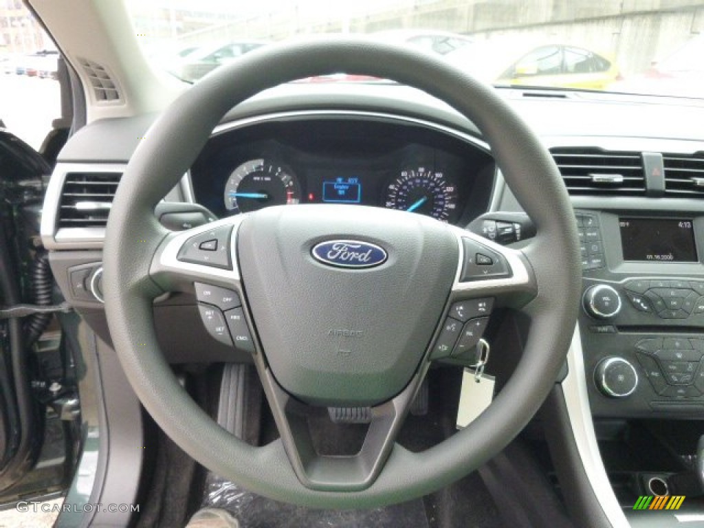 2015 Ford Fusion S Earth Gray Steering Wheel Photo #95836114