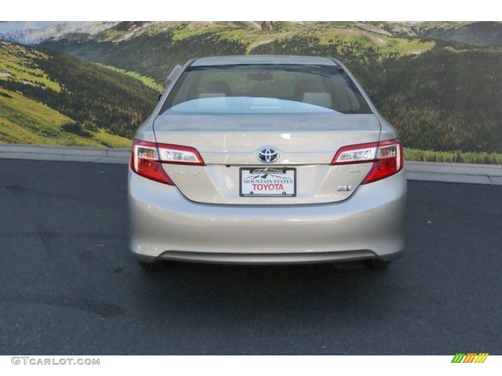 2014 Camry Hybrid LE - Creme Brulee Metallic / Ivory photo #4