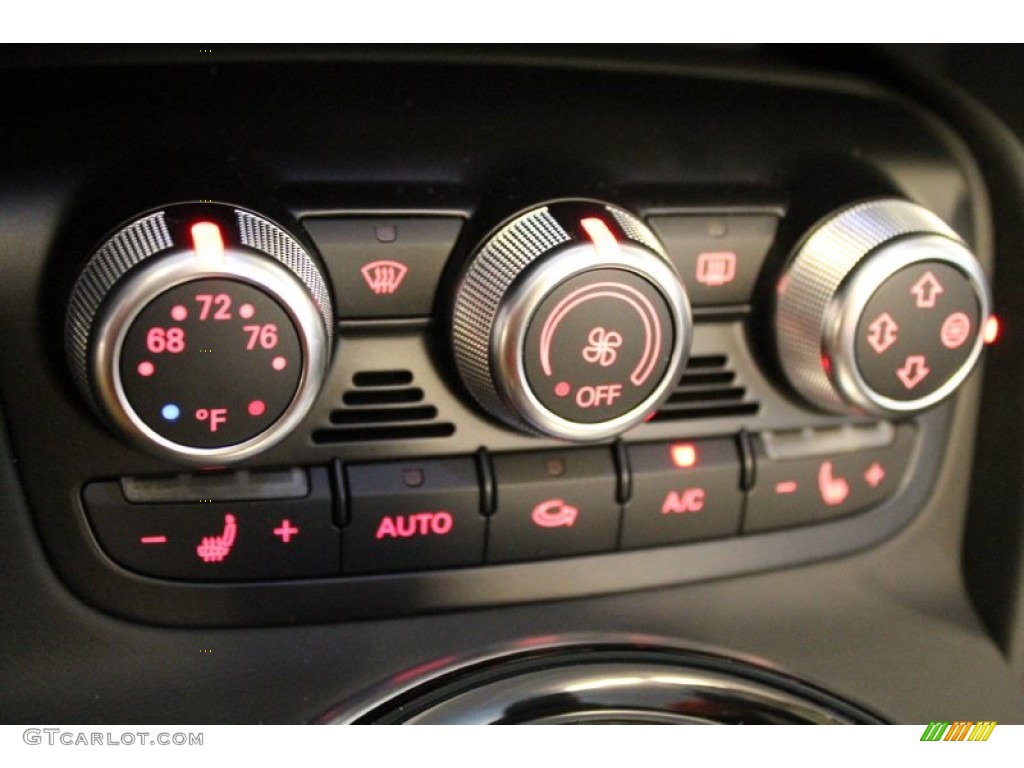 2014 Audi R8 Spyder V8 Controls Photo #95840509